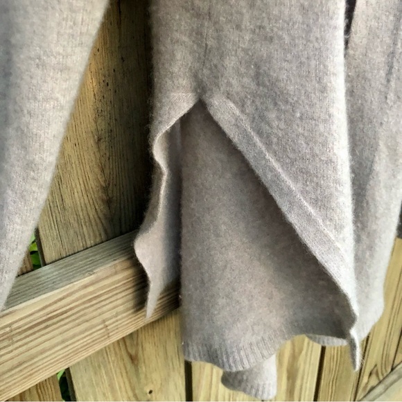 Saks Fifth Avenue Black Label 100% Cashmere Sweater Sz. M Open Cardigan - Picture 3 of 7